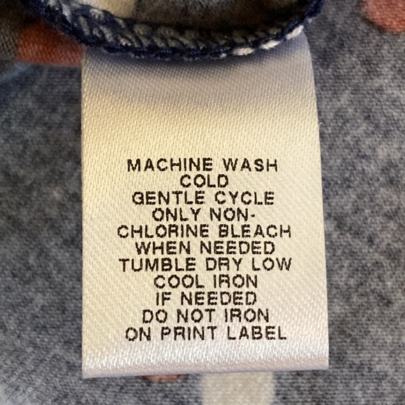 ANN TAYLOR Navy Red & White Heart Design Stretch Camisole - Size M. - Picture 6 of 12